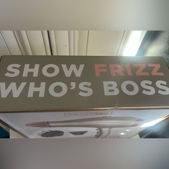 Conair InfinitiPro Frizz-Free Collection Rose Gold Hair Dryer  Model 750N - Picture 4 of 4